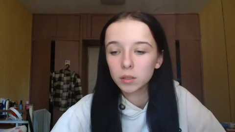 emilia_light @ stripchat on 20251004