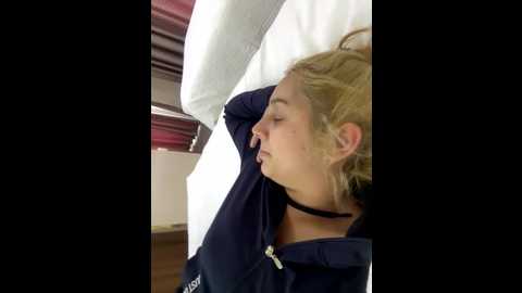 hotamanda01 @ stripchat on 20251004