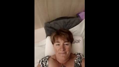 milf_love_fist99 @ stripchat on 20251004