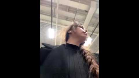 pantyless @ stripchat on 20251004