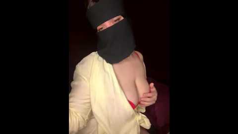 roovaan_xx @ stripchat on 20251004