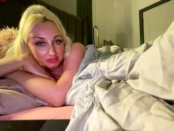 blondiebarbiebabe @ stripchat on 20251005