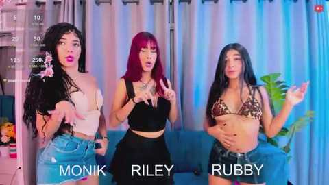 evil_giirls @ stripchat on 20251005