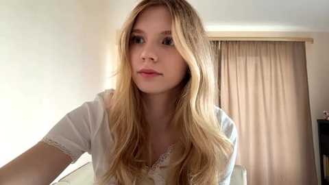 fruityxo @ stripchat on 20251005