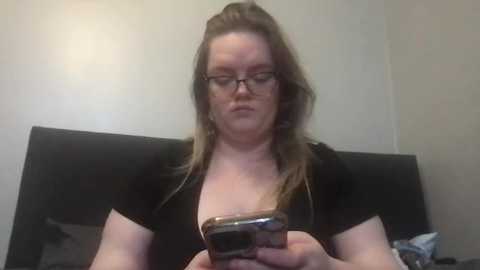 honeyyy24 @ stripchat on 20251005