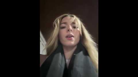 loraadoll @ stripchat on 20251005