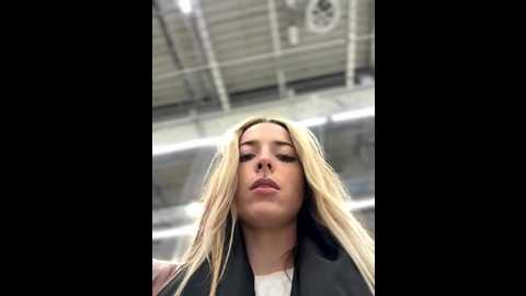 loraadoll @ stripchat on 20251005