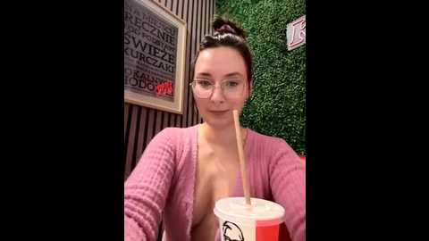 the_snowwhitee @ stripchat on 20251005