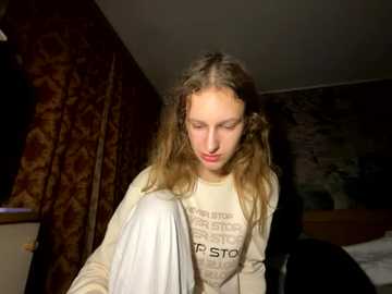 eva_angel3 @ stripchat on 20251006