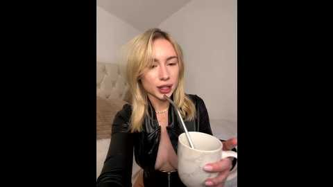 sexysaraxxoo @ stripchat on 20251006