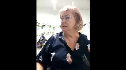 terezavelvet @ stripchat on 20251006