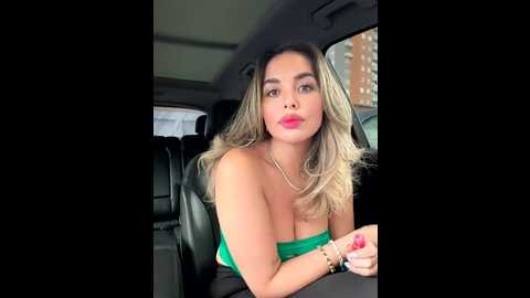 alirawrz @ stripchat on 20251007