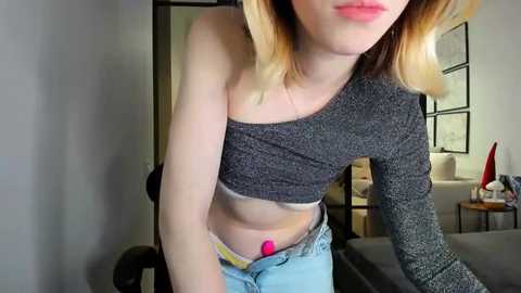 bellacams @ stripchat on 20251007