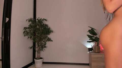 creambaby1 @ stripchat on 20251007