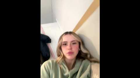 elliemaexoxo @ stripchat on 20251007