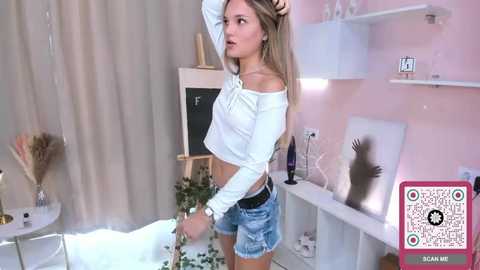 julielupo @ stripchat on 20251007