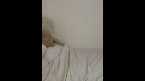 sexysaraxxoo @ stripchat on 20251007