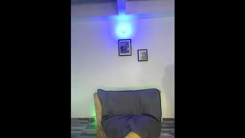 valmon21 @ stripchat on 20251007