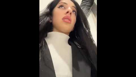 yesmoree @ stripchat on 20251007