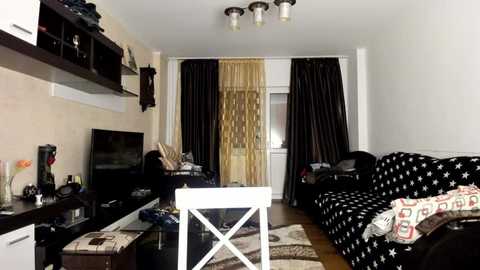 chloecrush @ stripchat on 20251008