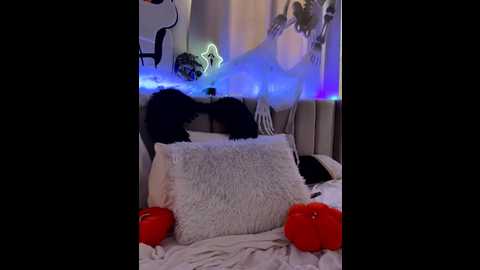 emma05 @ stripchat on 20251008