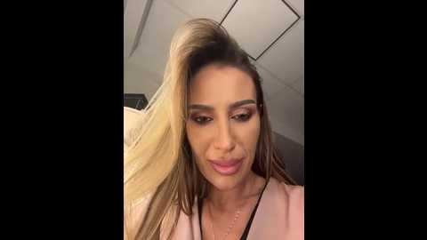 evelyn_evyyy @ stripchat on 20251008