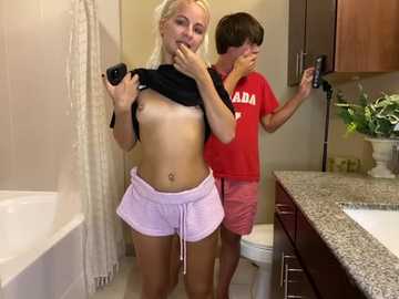 girlfriendmissy @ stripchat on 20251008