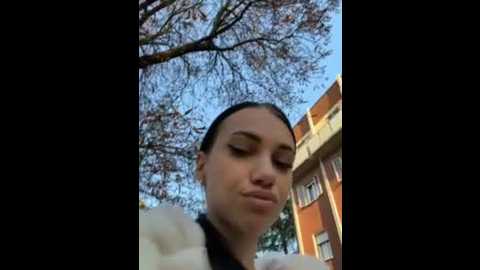 ilariea_girl @ stripchat on 20251008