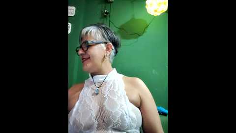 ilonna2025 @ stripchat on 20251008