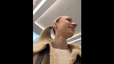 lia__love @ stripchat on 20251008