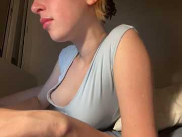 lisa_5329 @ stripchat on 20251008