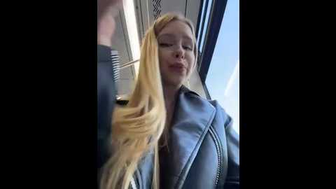 liza_risky @ stripchat on 20251008