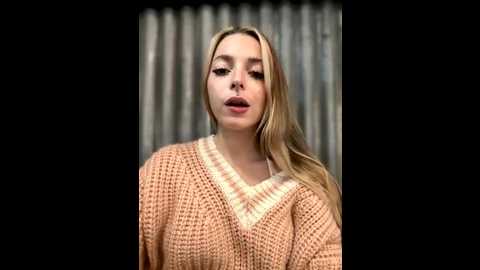 loraadoll @ stripchat on 20251008