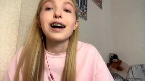 olivia_somevel @ stripchat on 20251008