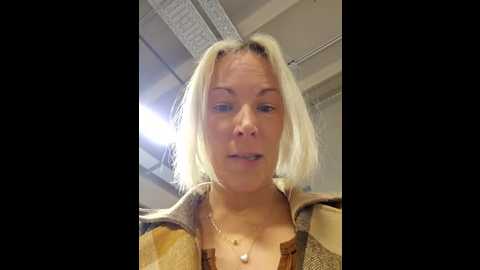 sunny_sin @ stripchat on 20251008