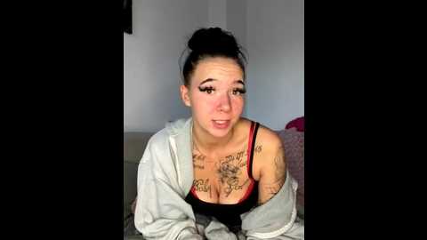 youngzoexx @ stripchat on 20251008