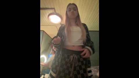 alice1_secret @ stripchat on 20251009