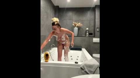 cherryemmy @ stripchat on 20251009