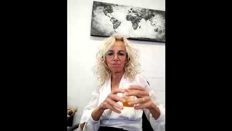 clarabell4 @ stripchat on 20251009