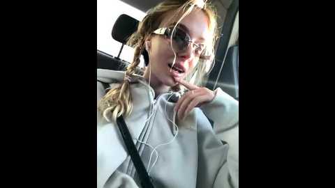 enjoy_my_beauty @ stripchat on 20251009