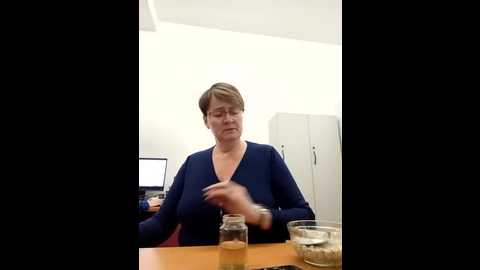 milf_love_fist99 @ stripchat on 20251009