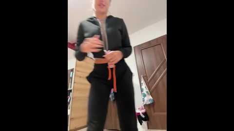 sophievj @ stripchat on 20251009