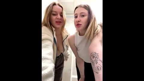 littlebitchesss @ stripchat on 20251010