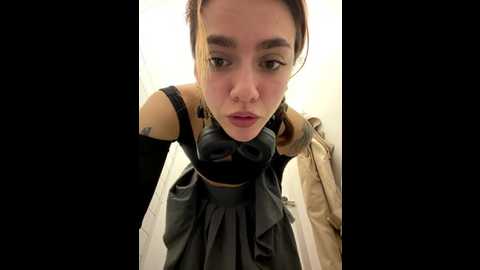 million_degrees @ stripchat on 20251010