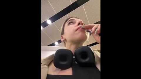 million_degrees @ stripchat on 20251010