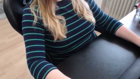 piasecret @ stripchat on 20251010