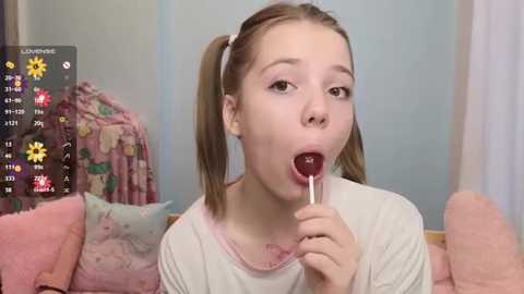 princesslittlekiki @ stripchat on 20251010