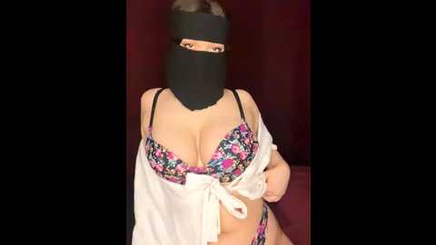 roovaan_xx @ stripchat on 20251010