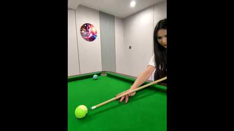 yuer2563 @ stripchat on 20251010