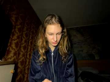 eva_angel3 @ stripchat on 20251011